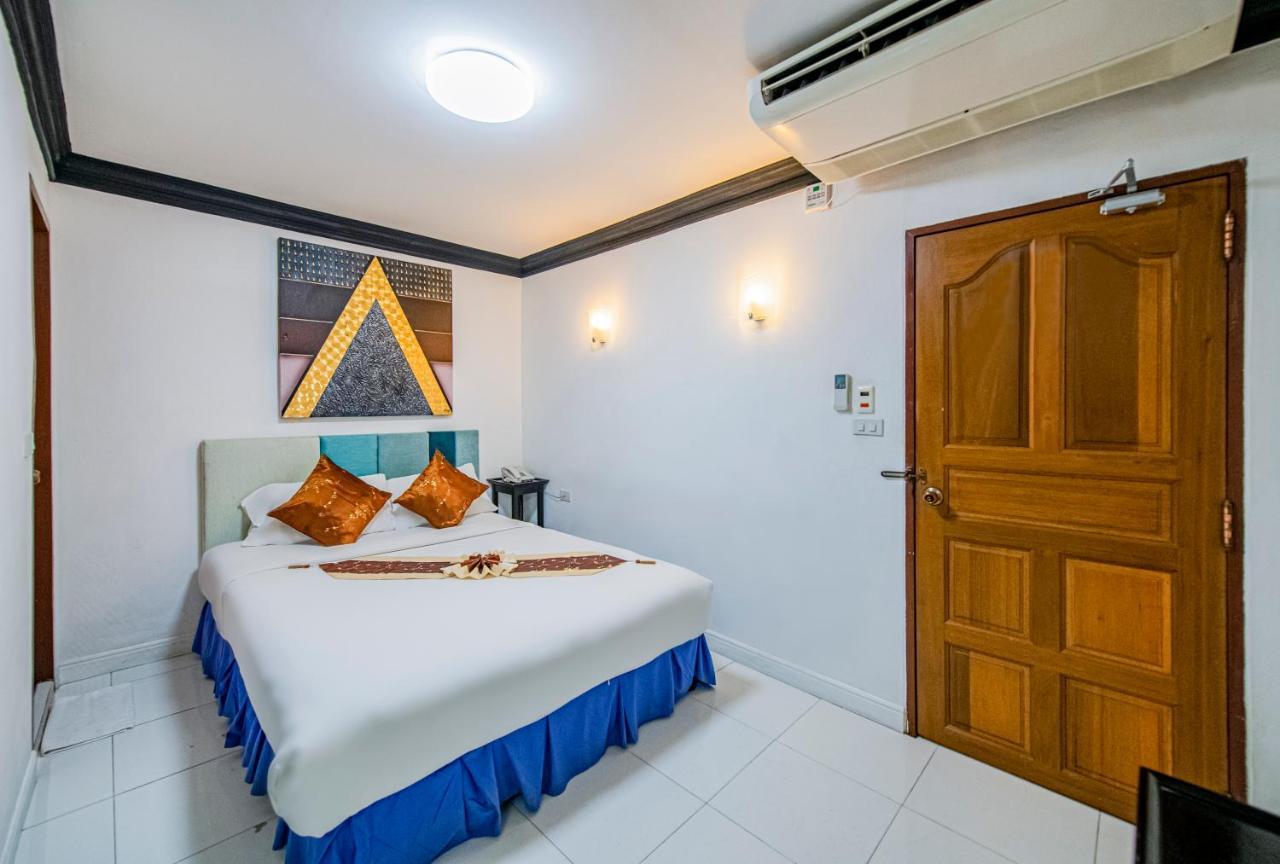 The Yorkshire Hotel - Sha Certified Patong Exterior photo
